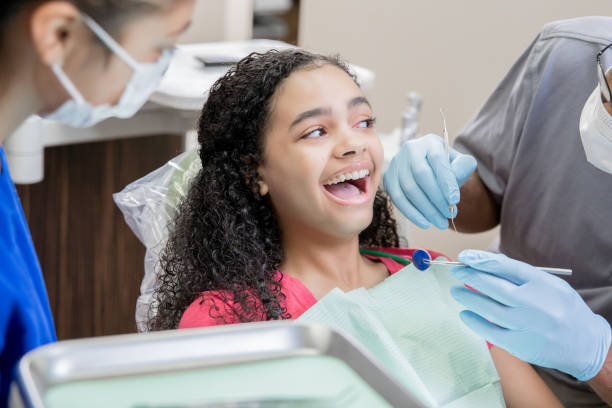 Best Emergency Root Canal Treatment in Fulton, TX